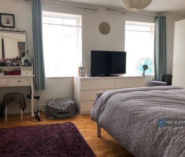 2 bedroom maisonette to rent - Photo 1