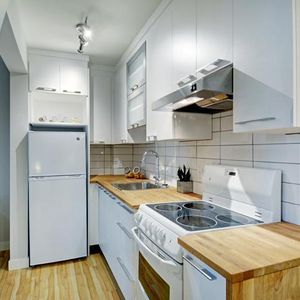 Loft entièrement meublé à louer Limoilou octobre 2025 - Photo 2