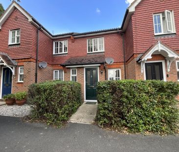 2 bedroom terraced house to rent - Photo 2