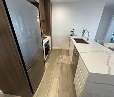 - 1 WEEK FREE RENT - LEVEL 16 - Photo 6