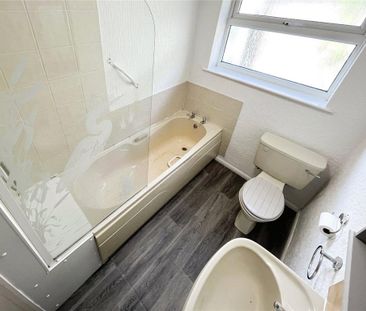 3 bedroom bungalow to rent - Photo 2