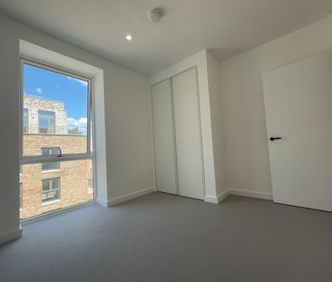 2 Bed Flat, The Ashbee, NW2 - Photo 4