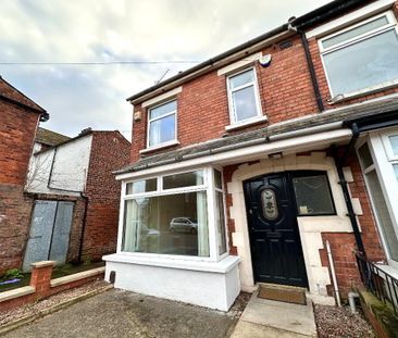 31 Imperial Drive, Belfast, BT6 8JH - Photo 3