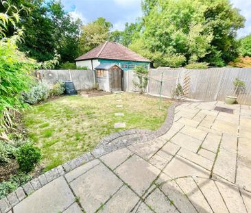 Lakewood Crescent, Westbury on Trym, Bristol, BS10 5HL - Photo 4