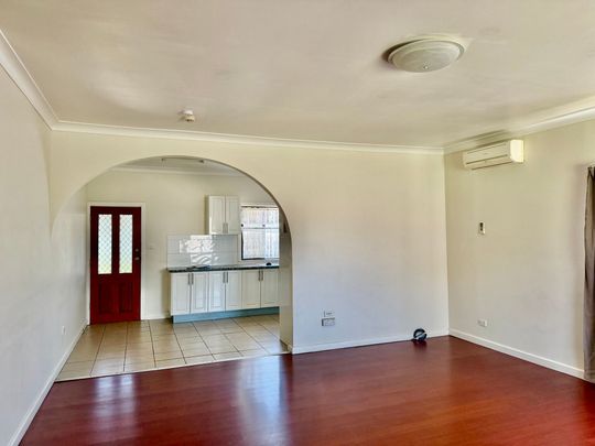 Neat & Tidy Permalum Home - Photo 1