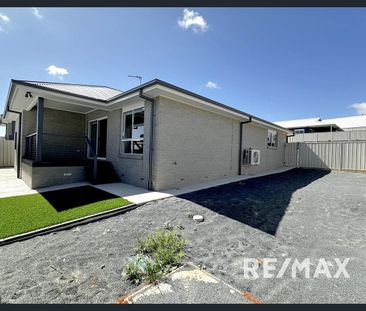 New Build in Lloyd - Photo 5