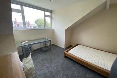 St Annes Avenue, - Photo 4