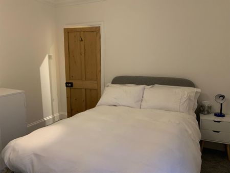 Parchment Street, Winchester, Furnished - Photo 2