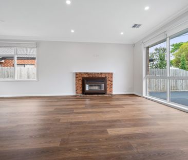 30 Berembong Drive, Keilor East VIC 3033 - Photo 1