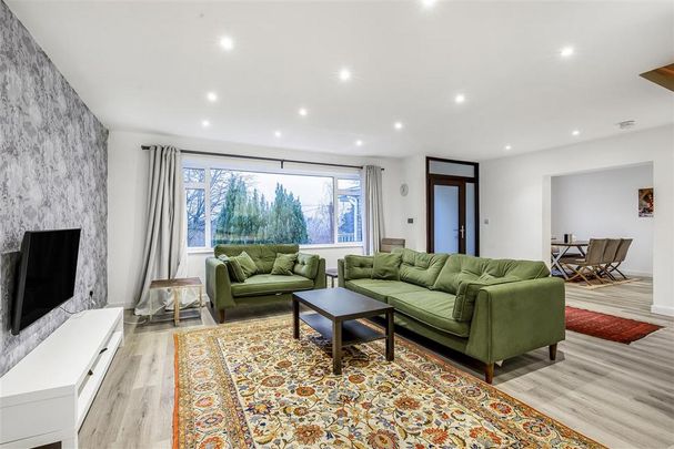 4 bedroom bungalow to rent - Photo 1