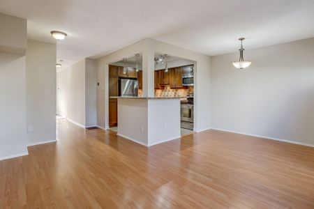 For Lease - 156 Woody Vine Way, Toronto, Ontario - Photo 2