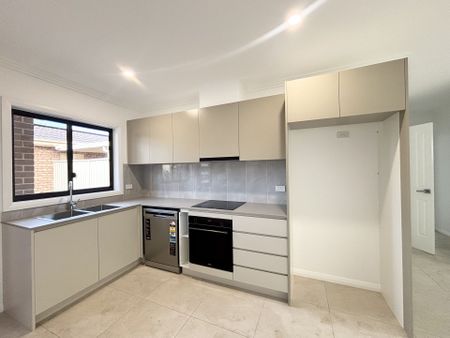 Modern Comfort & Style in the Heart of Ingleburn - Photo 4