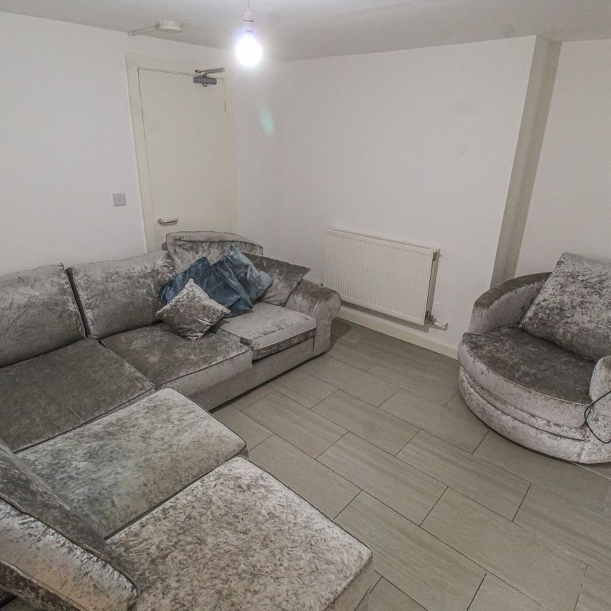 Meadow Street, Treforest, Pontypridd - Photo 1