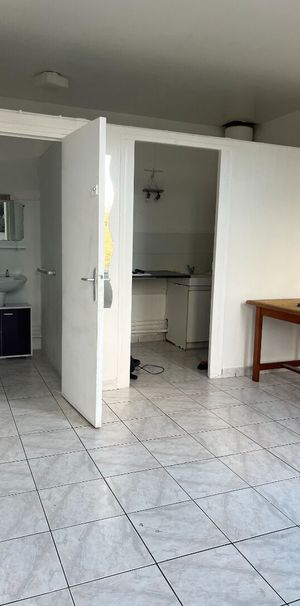 Appartement T1 Saintes à louer - Photo 1