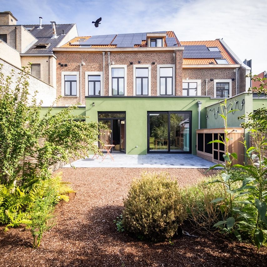 Prachtige, lichte kamer van 40m² beschikbaar vanaf 1 juni! - Photo 1