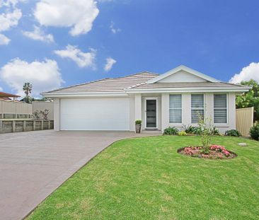 Family home in Milton - Photo 1