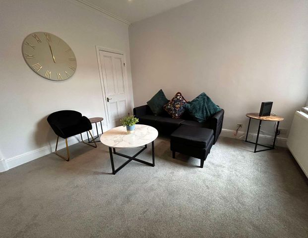 Lytton Road Room 1 - Photo 1