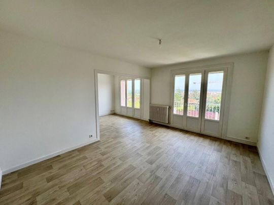 APPARTEMENT T4 A LOUER A RIORGES - MAIRIE - Photo 1
