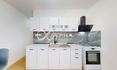 Prenájom 1 izbový byt s loggiou, centrum, Spišská Nová Ves - Fotografia 2