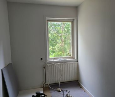 Malmköpingsvägen, Bandhagen - Photo 2