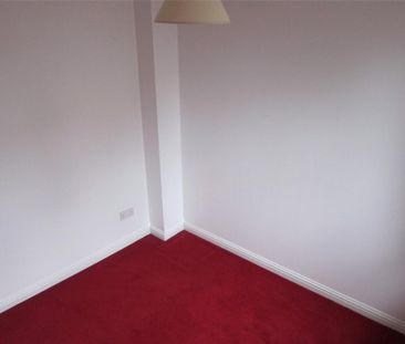 3 bedroom detached house to rent - Photo 3