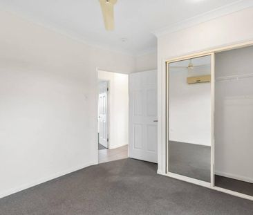 Spacious 4-Bedroom Family Home - Photo 6