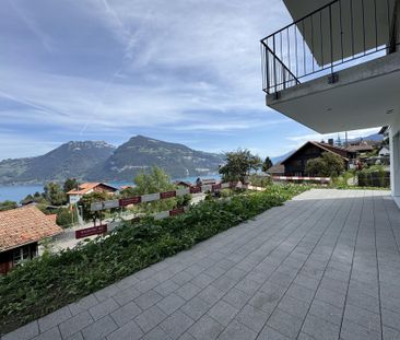 Herrliche Sicht auf den Thunersee, Grosszügige Terrasse (ca. 30 m²)... - Photo 2