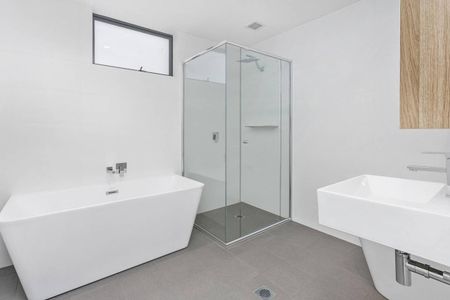 COASTWATCH - GROUND FLOOR - Photo 3