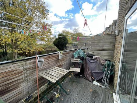 1 bedroom ground floor flat to rent - Photo 4