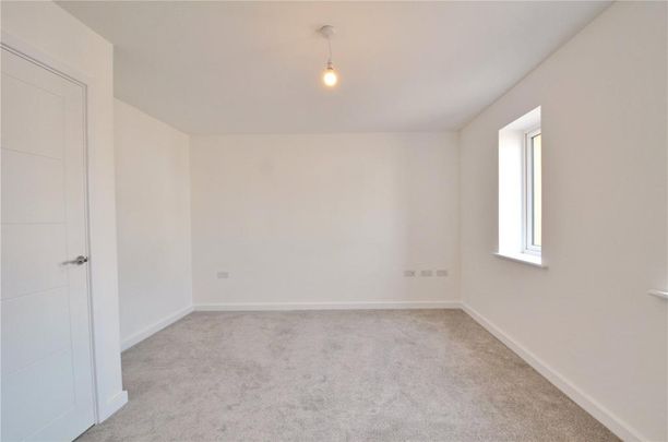 5 bedroom semi-detached house to rent - Photo 1