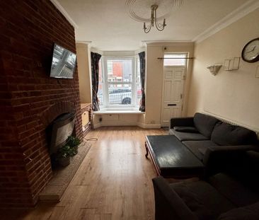 2 Bed Terraced House, Lifford Street, S9 - Photo 6