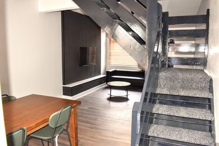 2 bedroom terraced house to rent - Photo 4