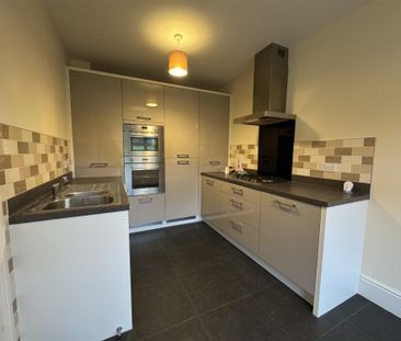 Bathpool, Taunton - Photo 3