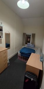 Room in a Shared Flat, Bristol Road, B29 - Photo 3