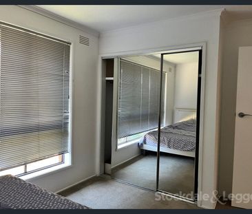 Stylish, Low-Maintenance Home in Prime Location! - Photo 4