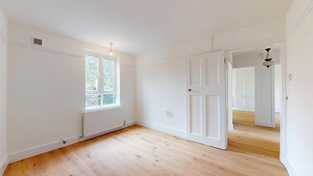 3 bedroom flat to rent - Photo 1