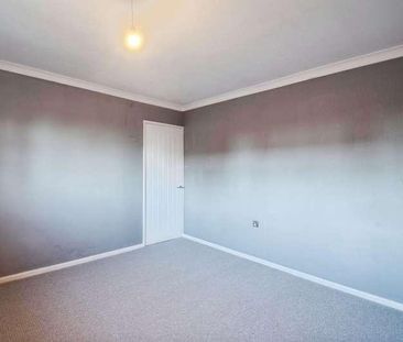 Heathway, Iver, SL0 - Photo 2