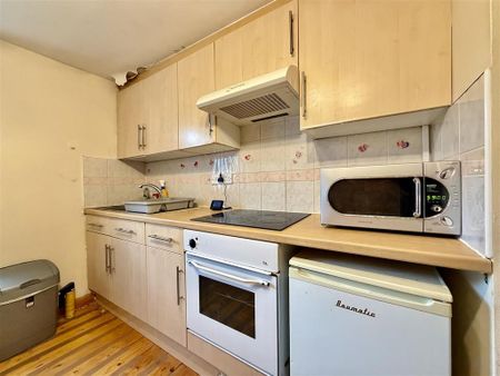 1 bedroom apartment to rent - Photo 2