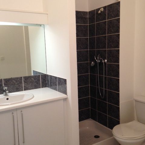 Location Appartement 1 pièce 22m² RODEZ 12000 - Photo 1