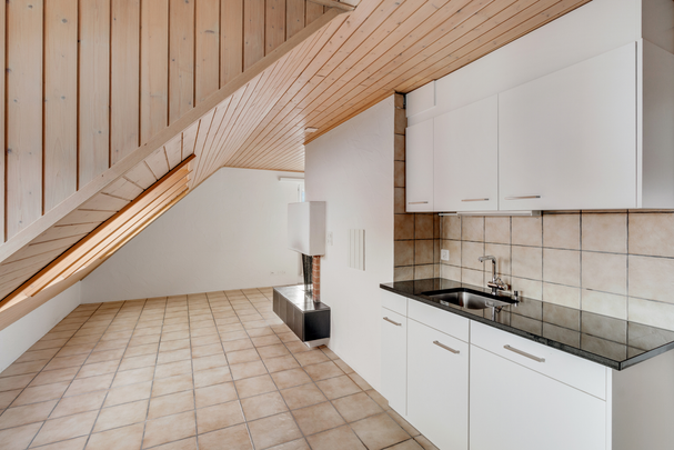 2. stöckige Wohnung im Dorfkern von Bülach - Photo 1