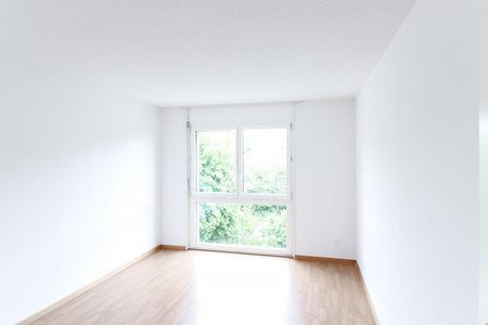 2.5-ZW à 59 m² im EG mit Gartensitzplatz - Foto 2