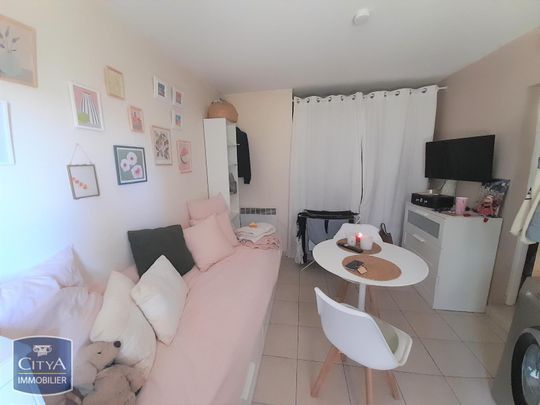 Location Appartement 1 pièce 14m² AIX EN PROVENCE 90ème - Photo 1