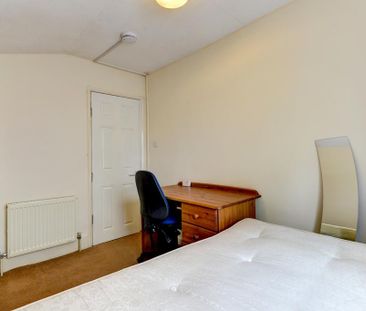 4 bedroom house to rent - Photo 4