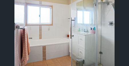 2 Bathurst Street, Forbes NSW 2871 - Photo 5