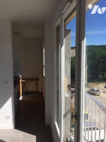 Appartement à louer à Bar sur Seine (10110), AUBE. RENSEIGNEMENTS EXCLUSIVEMENT PAR TELEPHONE, ... - Photo 5