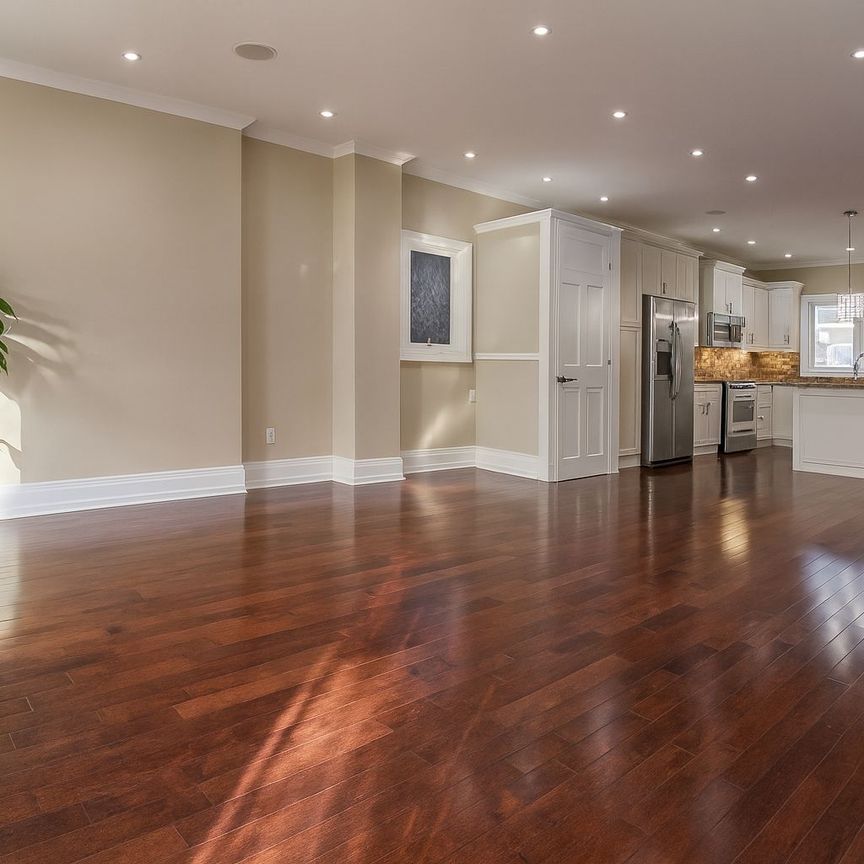 For Lease - 1291 Pape Avenue Unit# Main, Toronto, Ontario - Photo 1