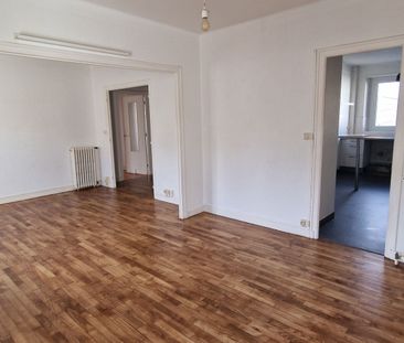 Location Appartement 4 pièces 79m² - Photo 6