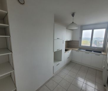 Location Appartement 3 pièces 71m² MAUBEUGE 59600 - Photo 4