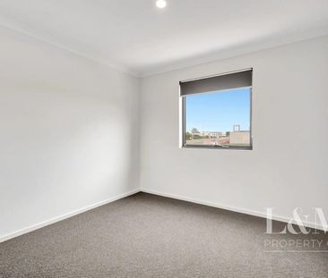 Family Home in Great Location..!! - Photo 2