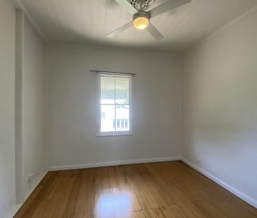 Family Home in the Perfect Central Location! - Photo 2